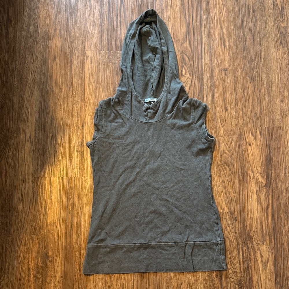 Texture Sleeveless Charcoal Hoodie Top